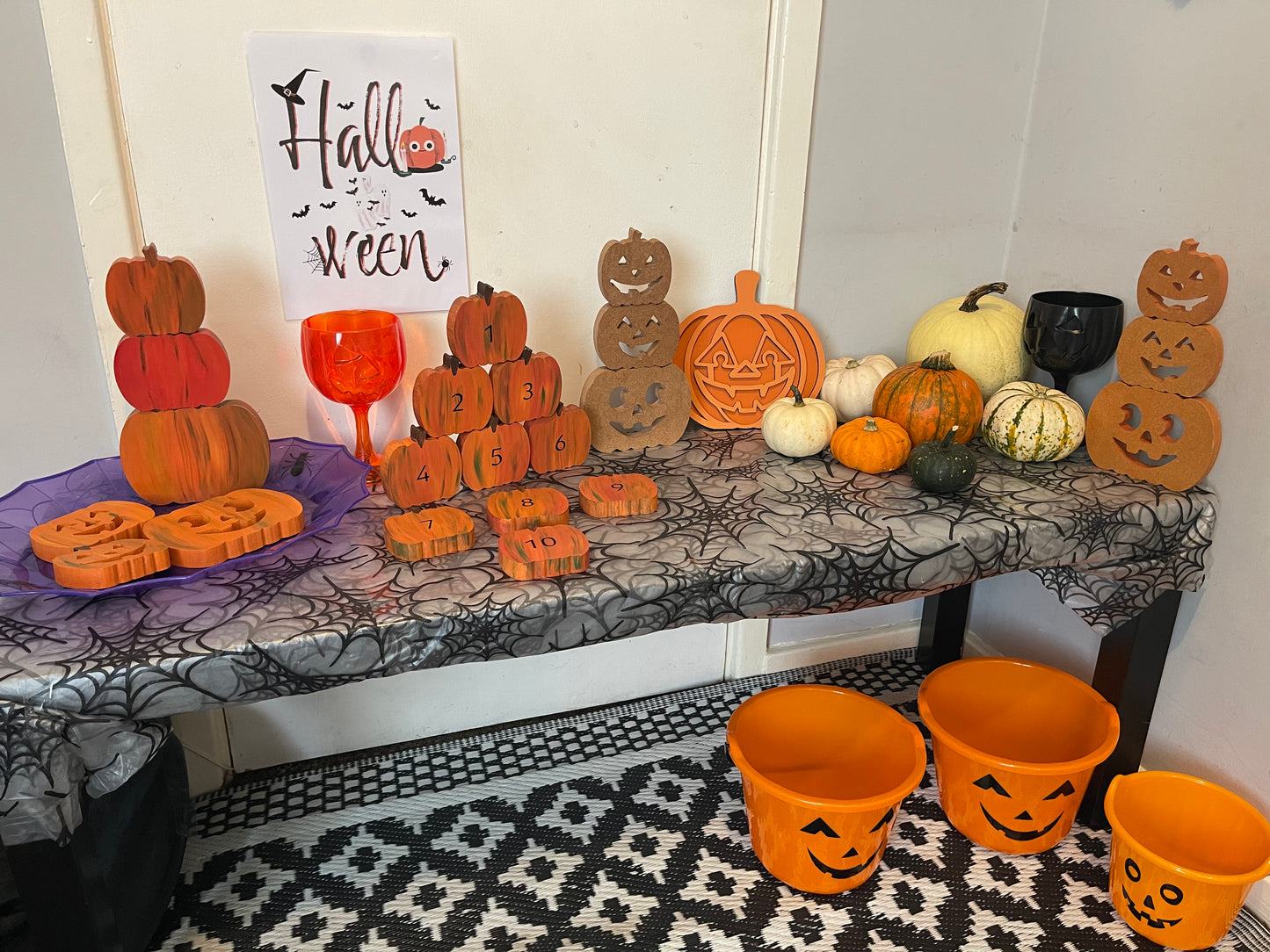 Stacking pumpkins