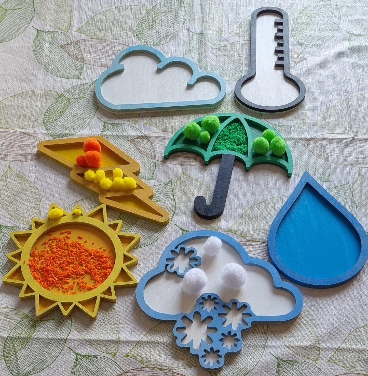 Weather tinker trays