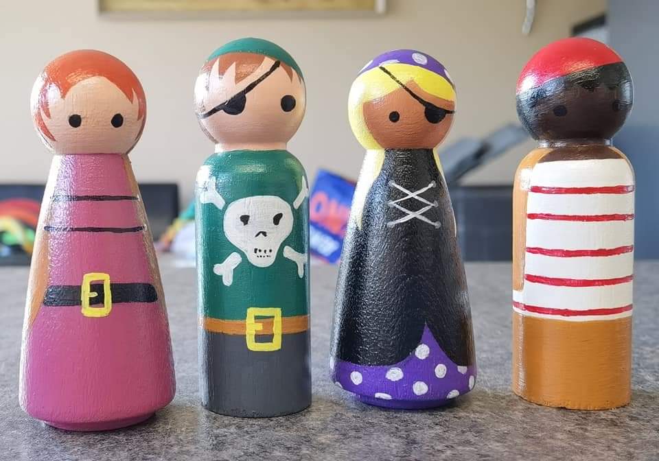 Pirate Peg Doll Set